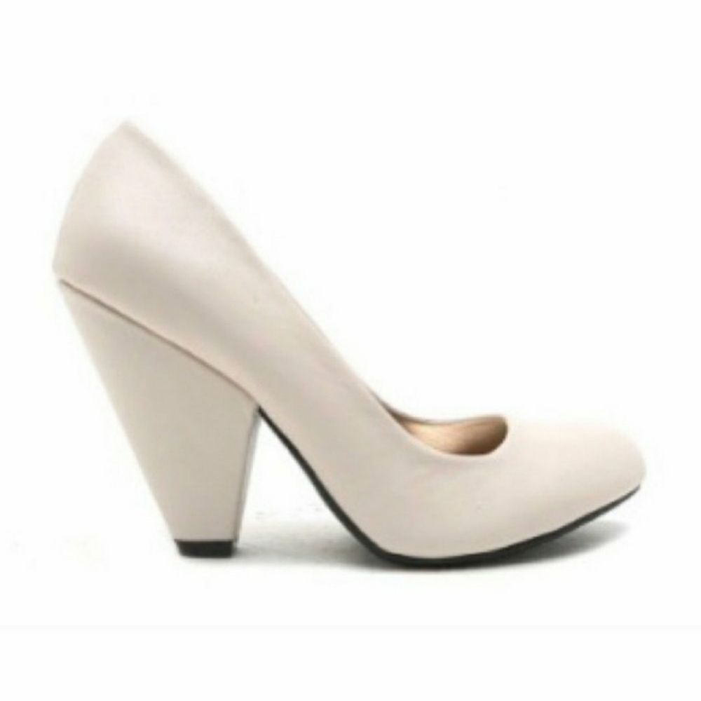 Vegan Leather Cone Heel Pumps in Cream